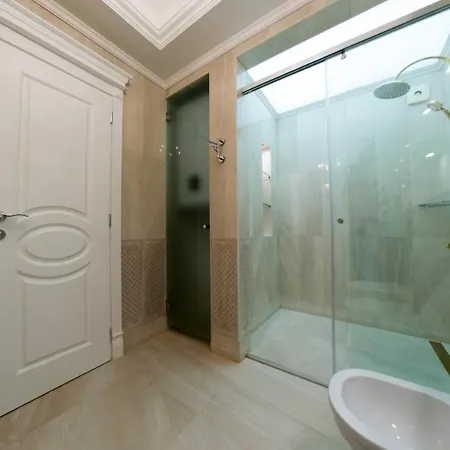 Harmony - Monte Carlo 3*
