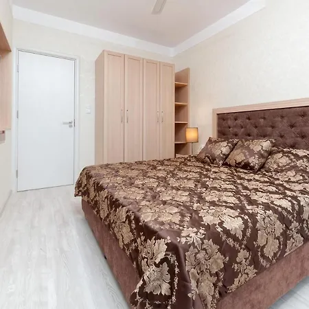Harmony - Monte Carlo 3*